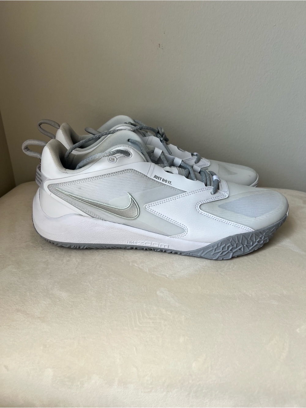 NIKE Air Zoom Hyperace 3 Men’s Sneakers Size 12.5 NWOT